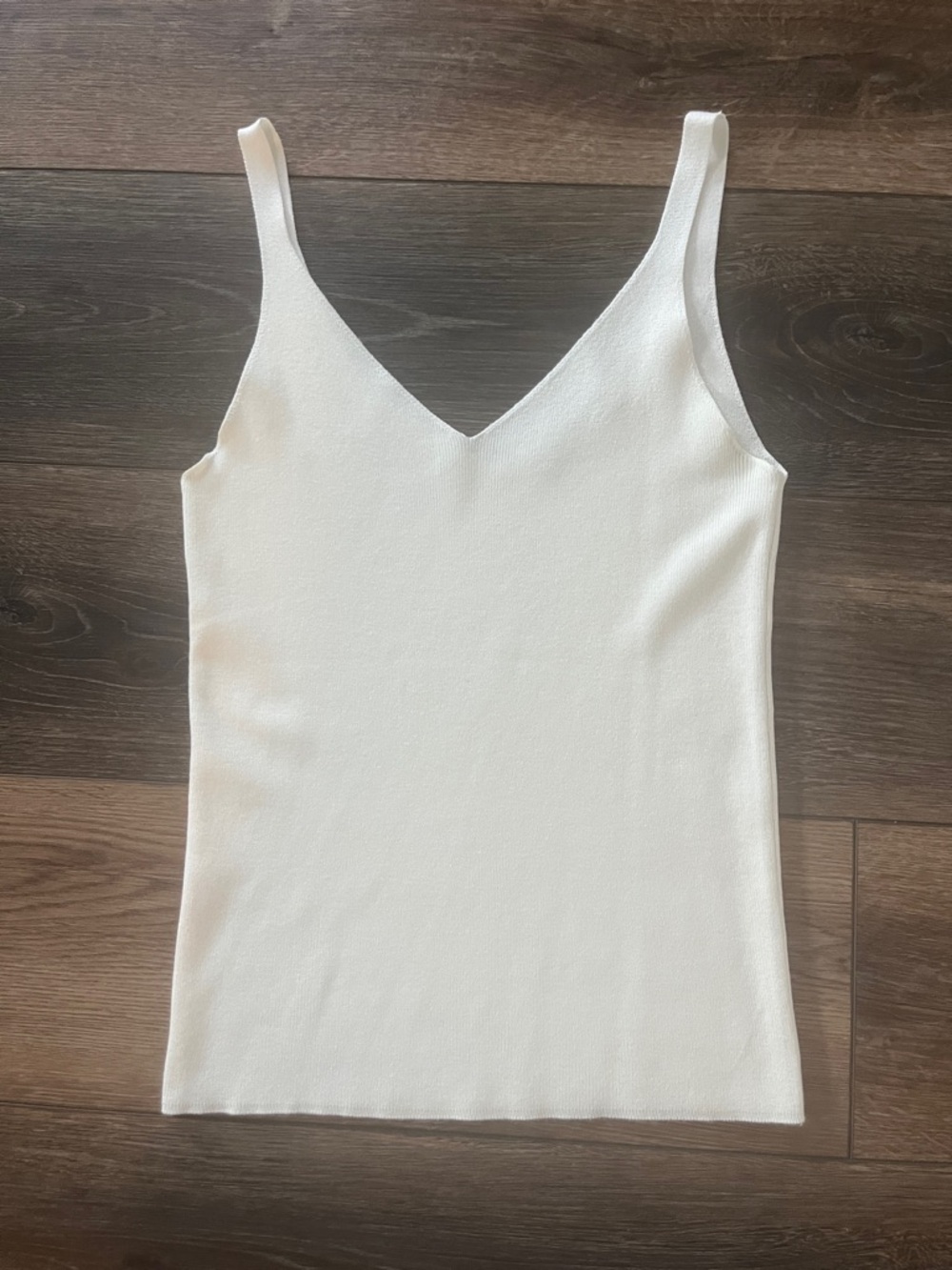 Mango White V-Neck Tank Top Size M